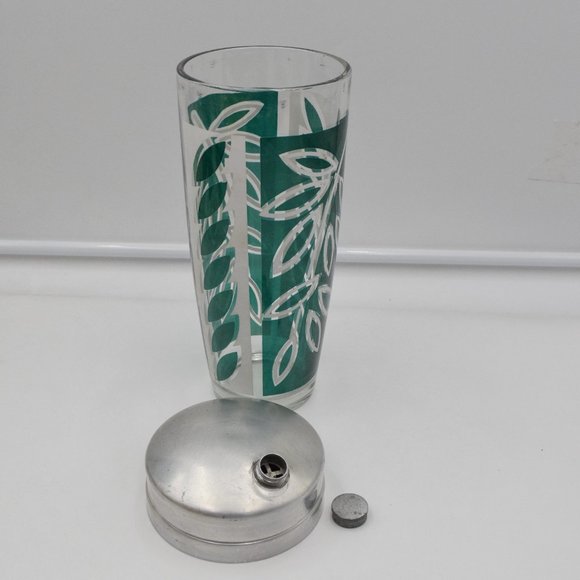 Mid Century Bar Shaker Leaf Design Kelly Green Drinkware Barware Cobbler Shaker - Picture 6 of 8
